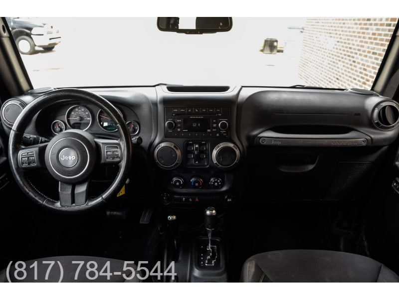 Jeep Wrangler Unlimited 2015 price $17,995