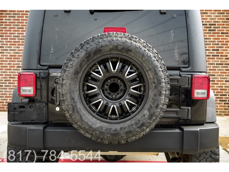 Jeep Wrangler Unlimited 2015 price $18,995