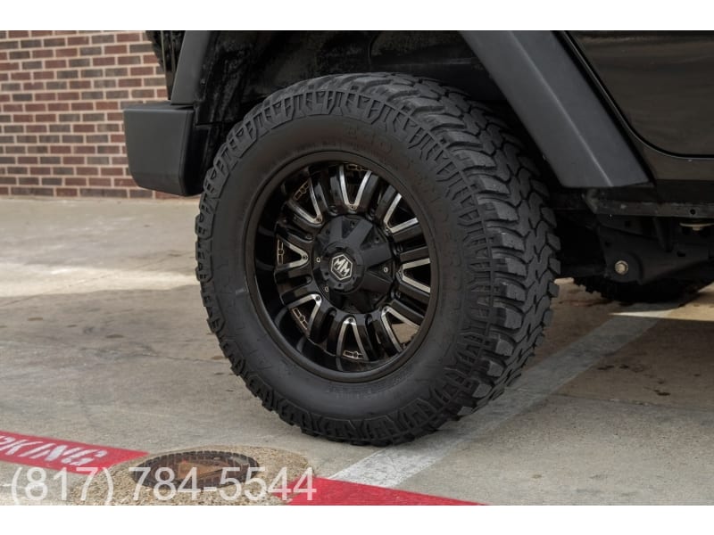 Jeep Wrangler Unlimited 2015 price $17,995