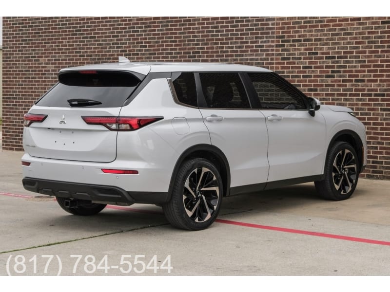 Mitsubishi Outlander 2022 price $24,995