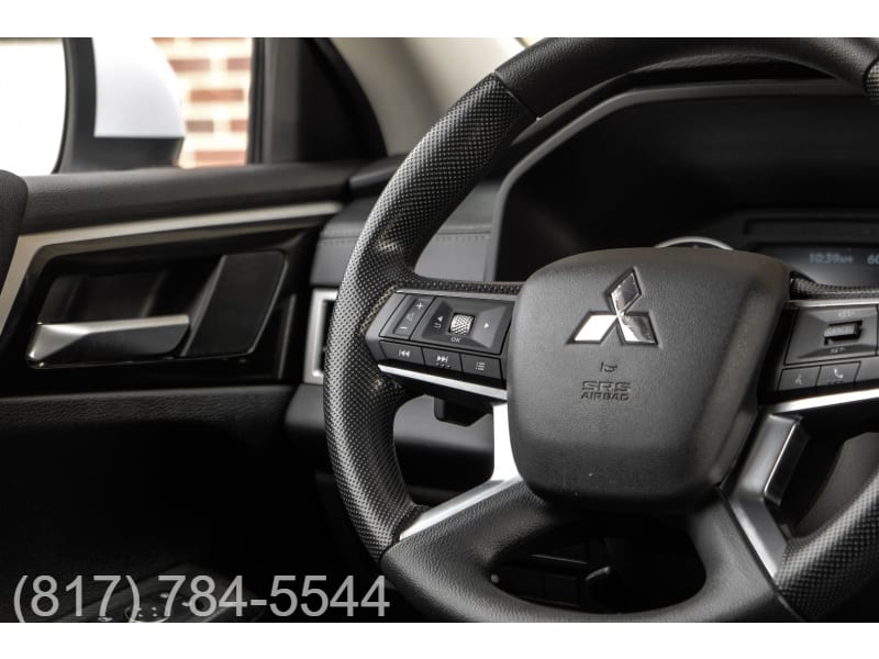 Mitsubishi Outlander 2022 price $24,995