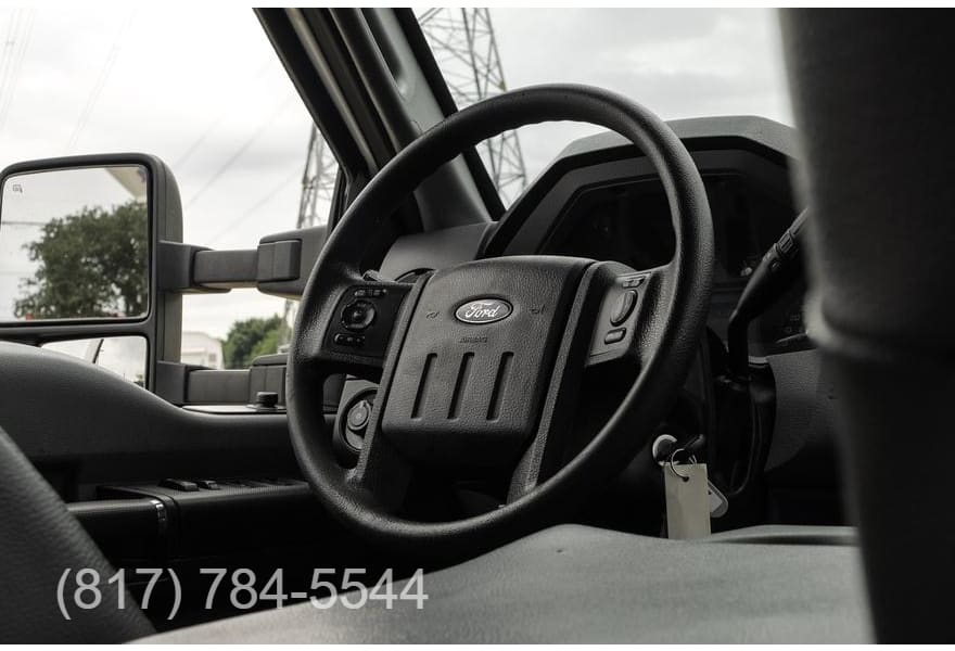 Ford Super Duty F-250 2016 price $31,995