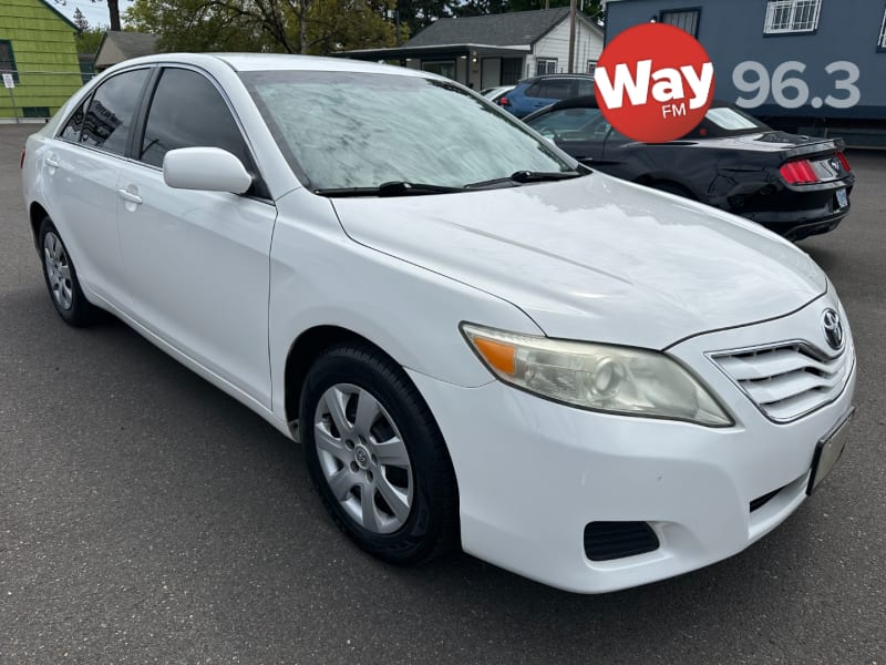 Toyota Camry 2010 price $10,995