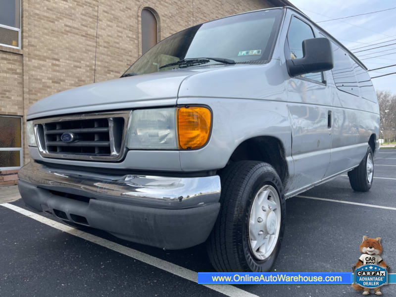 Ford Econoline Wagon 2007 price $5,449