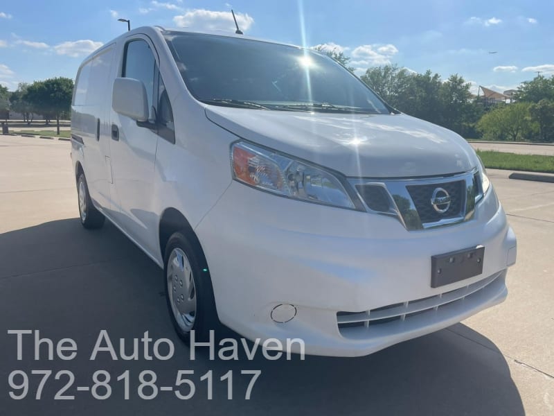 Nissan NV200 Compact Cargo Gets More Equipment for 2017 - autoevolution