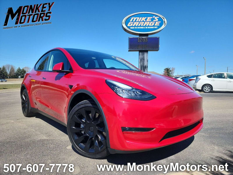 Tesla Model Y 2022 price $33,700