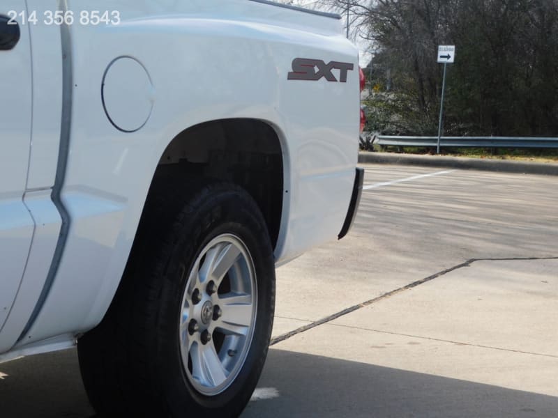 Dodge Dakota 2008 price $5,490