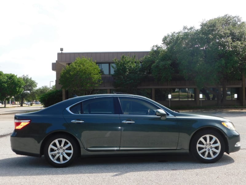 Lexus LS 460 2008 price $7,990