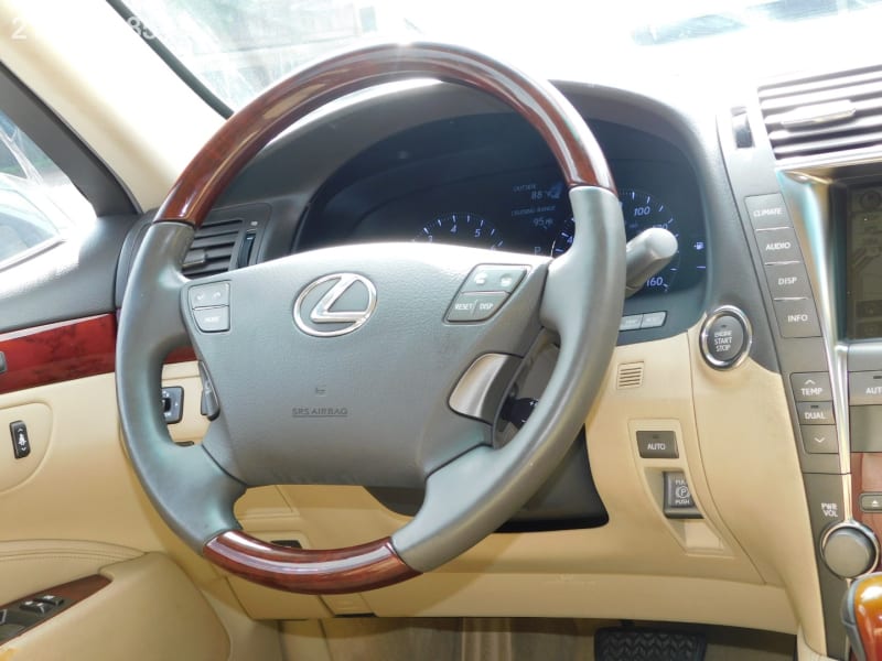 Lexus LS 460 2008 price $7,990