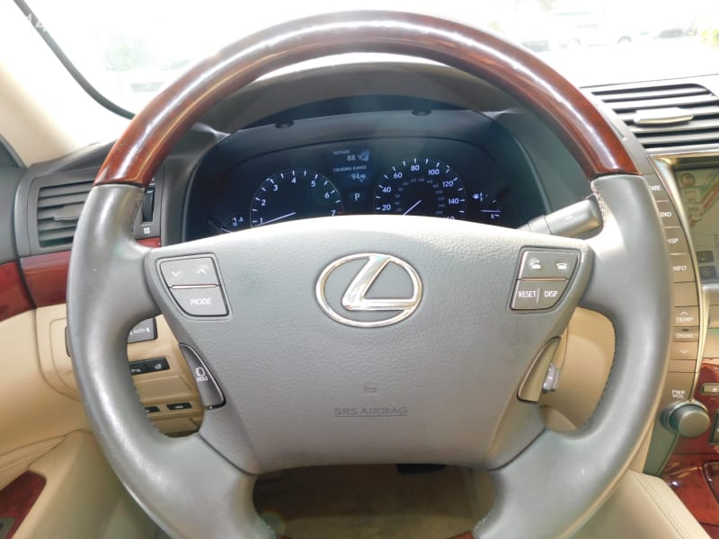 Lexus LS 460 2008 price $7,990