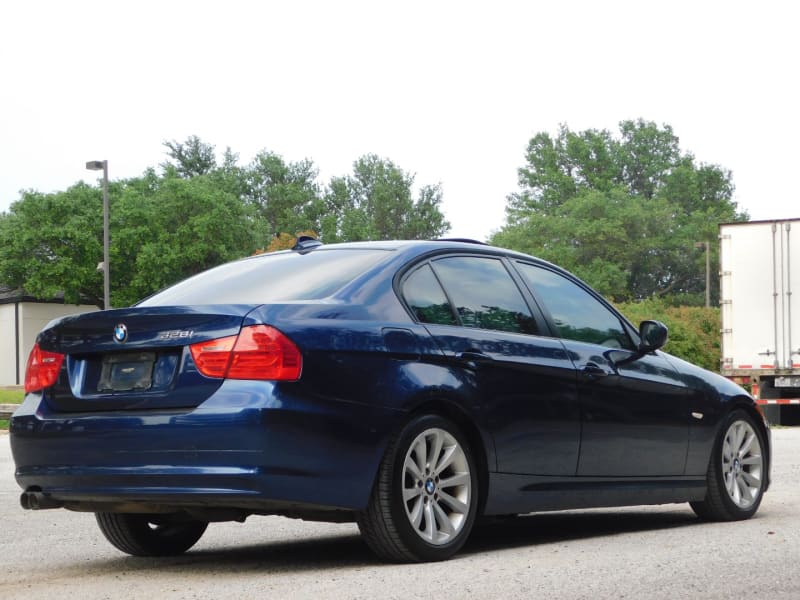 BMW 3-Series 2011 price $7,490