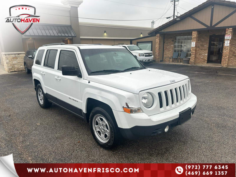 Jeep Patriot 2015 price $7,990