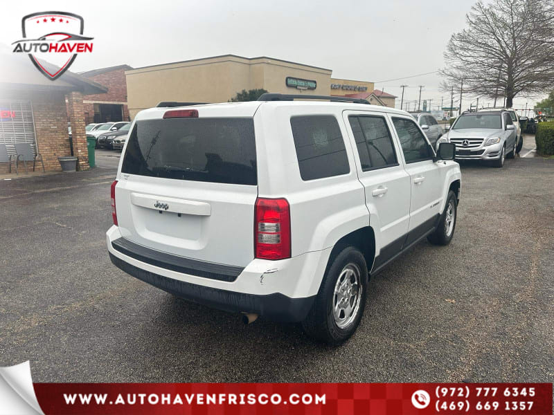 Jeep Patriot 2015 price $7,990