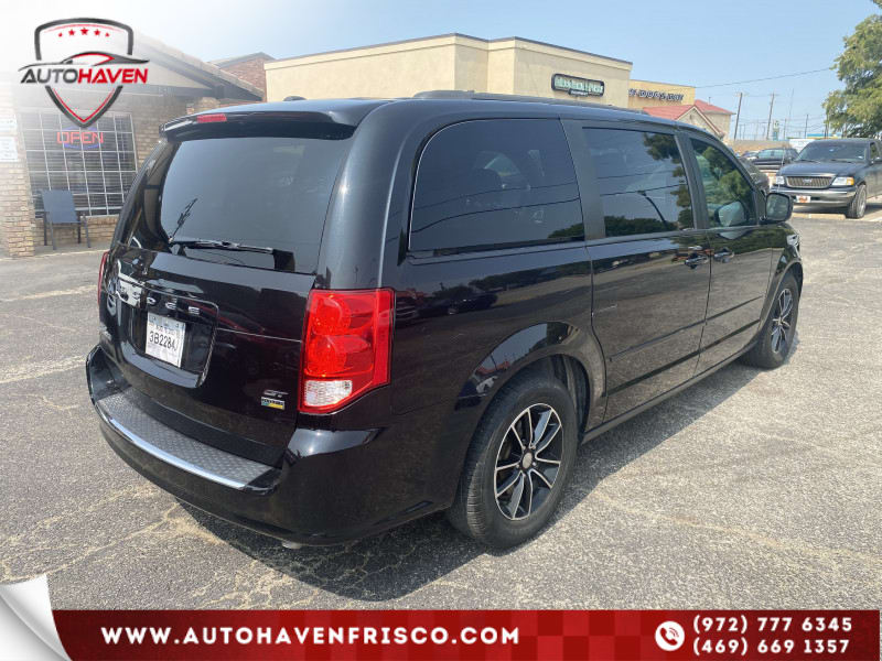 Dodge Grand Caravan 2017 price $9,990