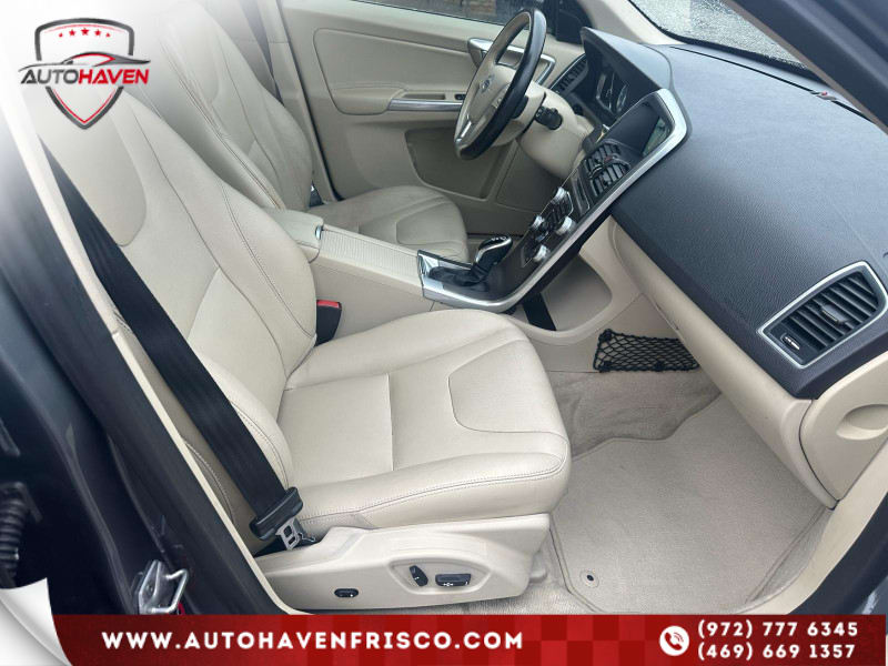 Volvo XC60 2016 price $12,990