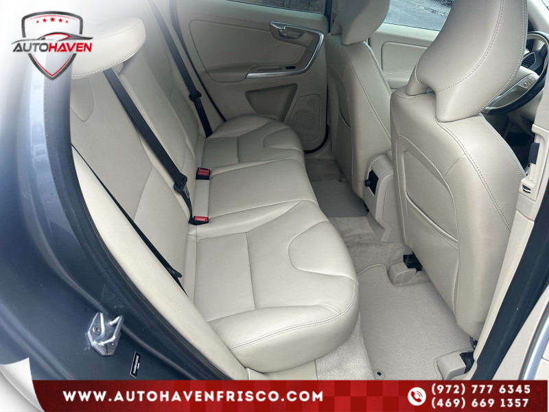 Volvo XC60 2016 price $12,990