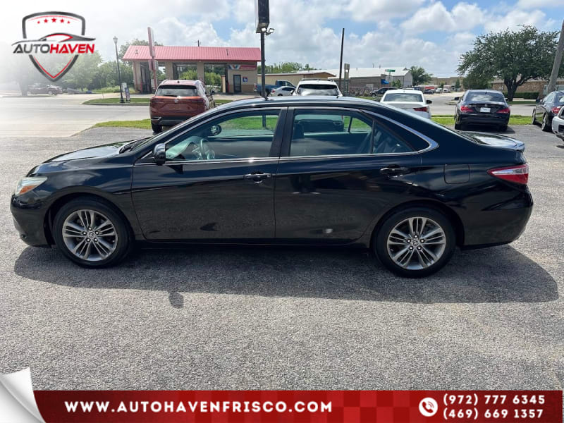 Toyota Camry 2015 price $14,490