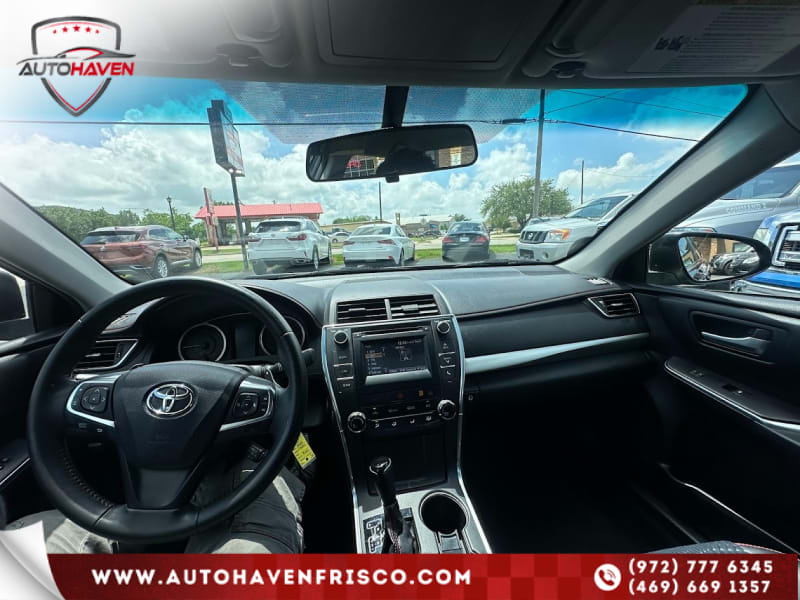 Toyota Camry 2015 price $14,490