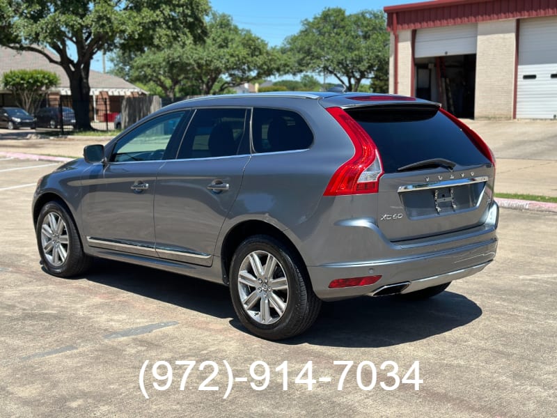 Volvo XC60 2017 price $13,900