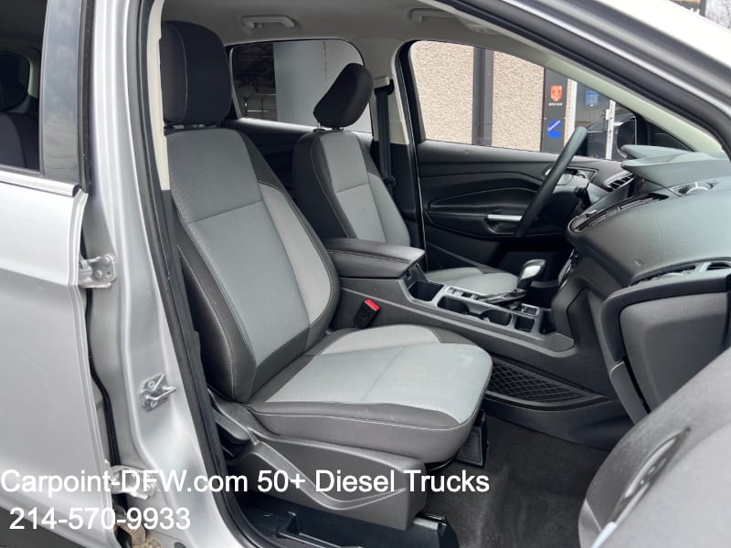 Ford ESCAPE SE AUTO 2019 price $9,900