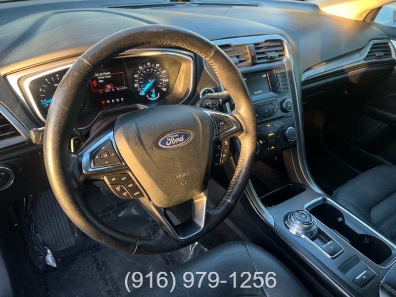 Ford Fusion SE 2018 price $13,998