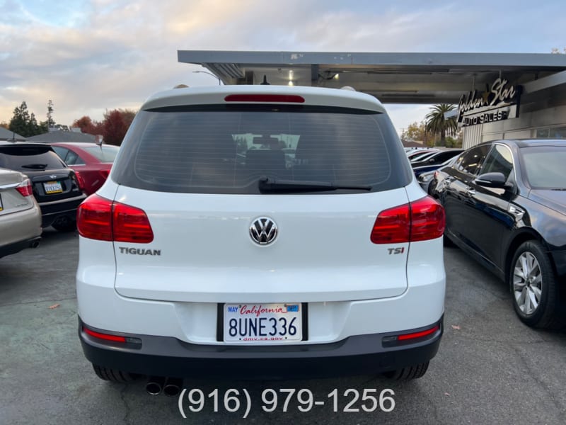 Volkswagen Tiguan 2017 price $8,998