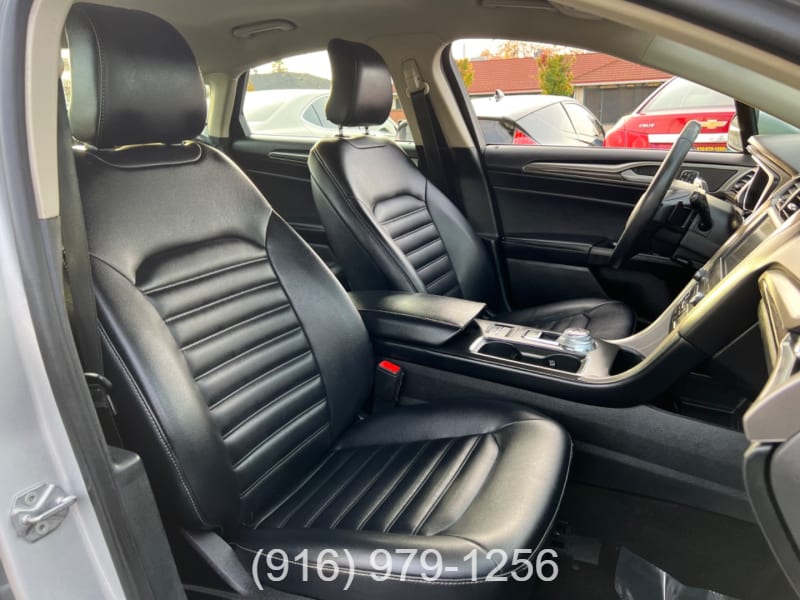 Ford Fusion SEL FWD 2019 price $12,998