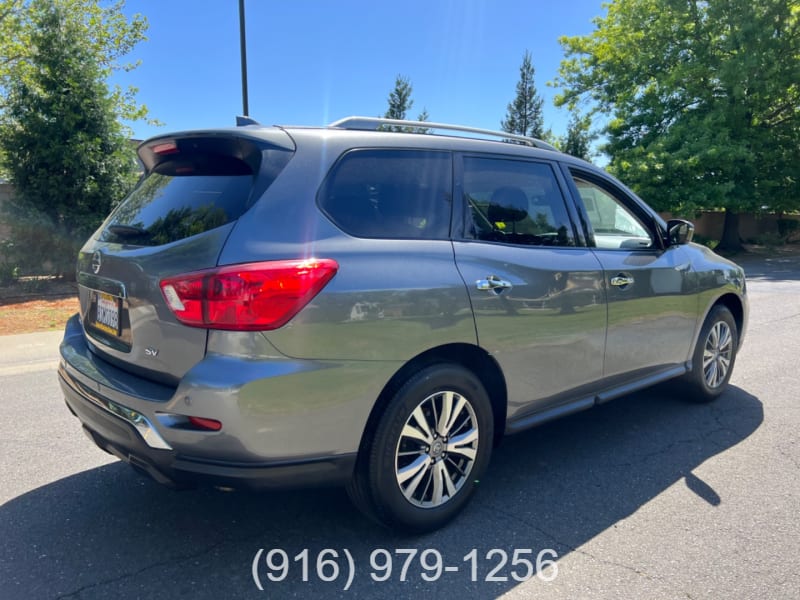 Nissan Pathfinder SL 2019 price $15,998