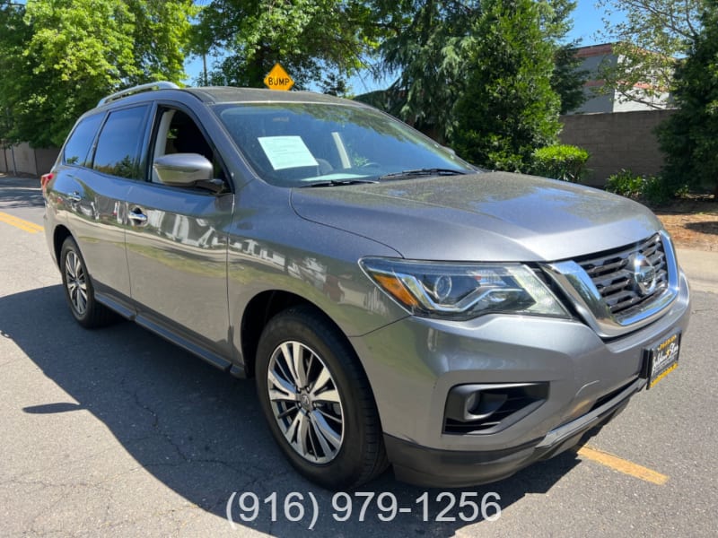 Nissan Pathfinder SL 2019 price $14,498