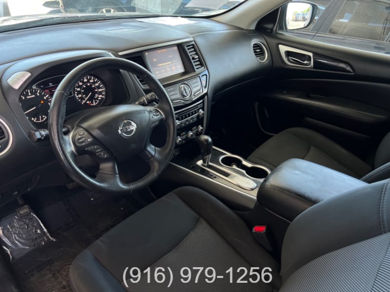 Nissan Pathfinder SL 2019 price $15,998