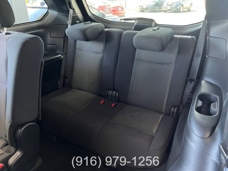 Nissan Pathfinder SL 2019 price $14,498