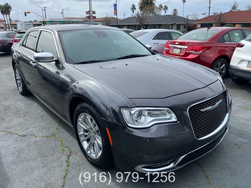 Chrysler 300C RWD 2016 price $10,998