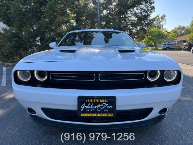 Dodge Challenger 2017 price $12,998