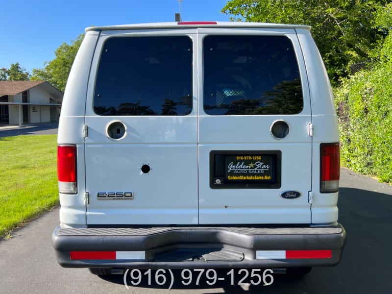 Ford Econoline Cargo Van 2007 price $9,998