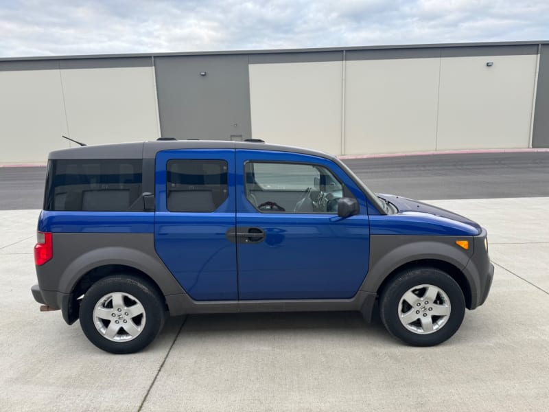 Honda Element 2004 price $10,900