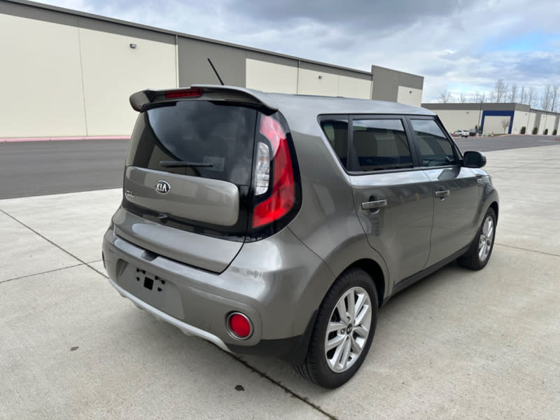 Kia Soul 2019 price $8,900