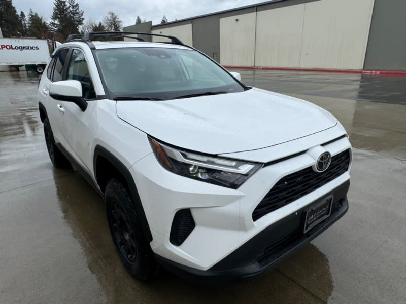 Toyota RAV4 2024 price $38,900