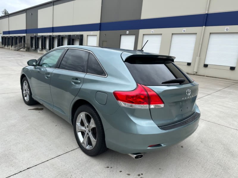 Toyota Venza 2010 price $8,995