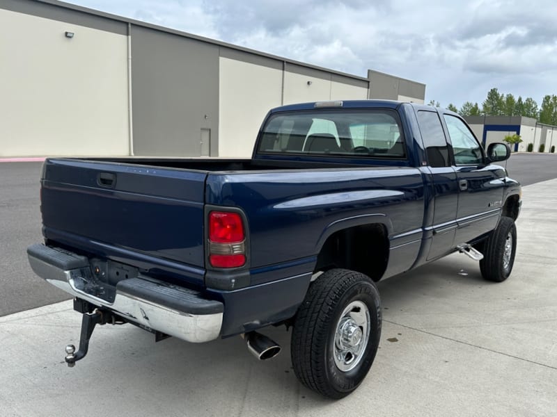 Dodge Ram 2500 2001 price $12,995