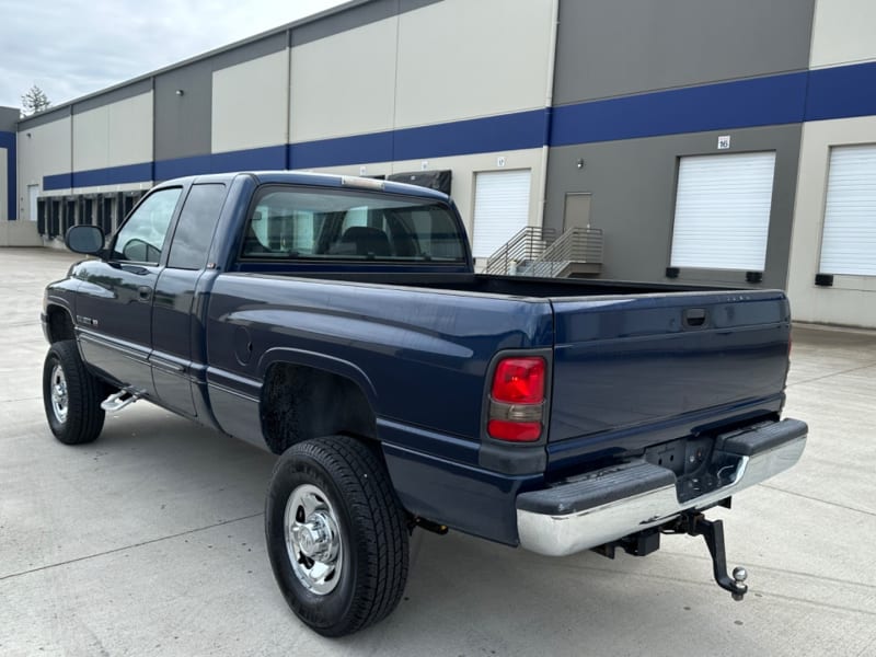 Dodge Ram 2500 2001 price $12,995