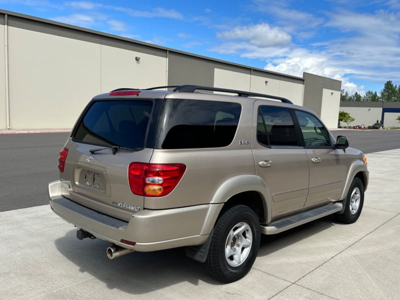 Toyota Sequoia 2001 price $8,995