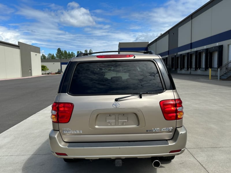 Toyota Sequoia 2001 price $8,995