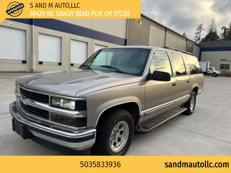 Chevrolet Suburban 1999 price $4,995