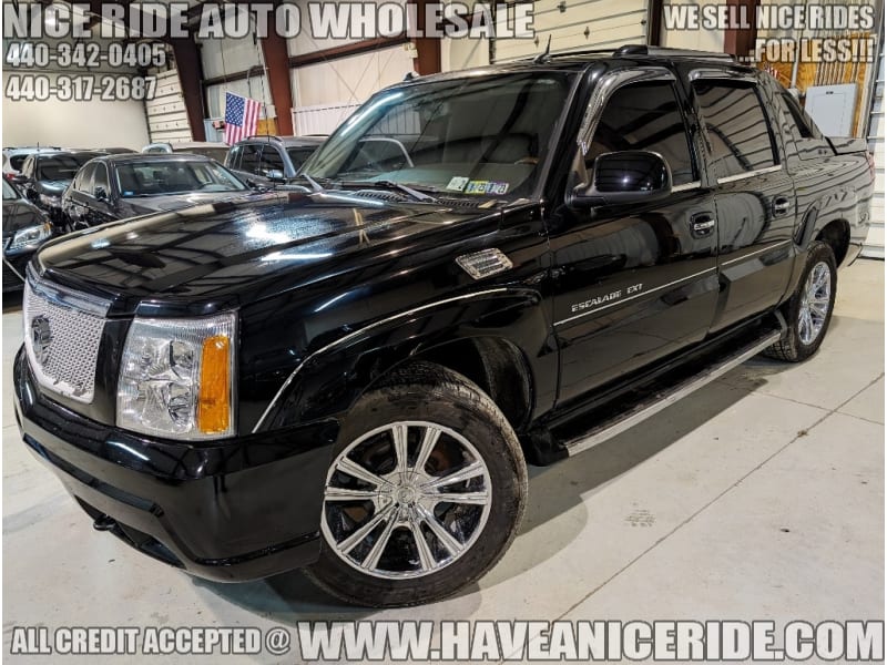 Cadillac Escalade EXT 2004 price $9,950