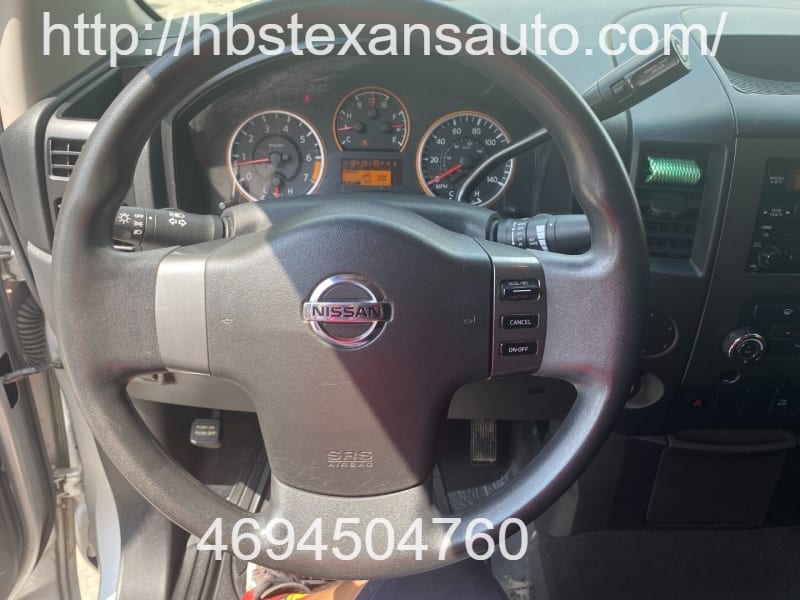 Nissan Titan 2012 price $15,000 Cash