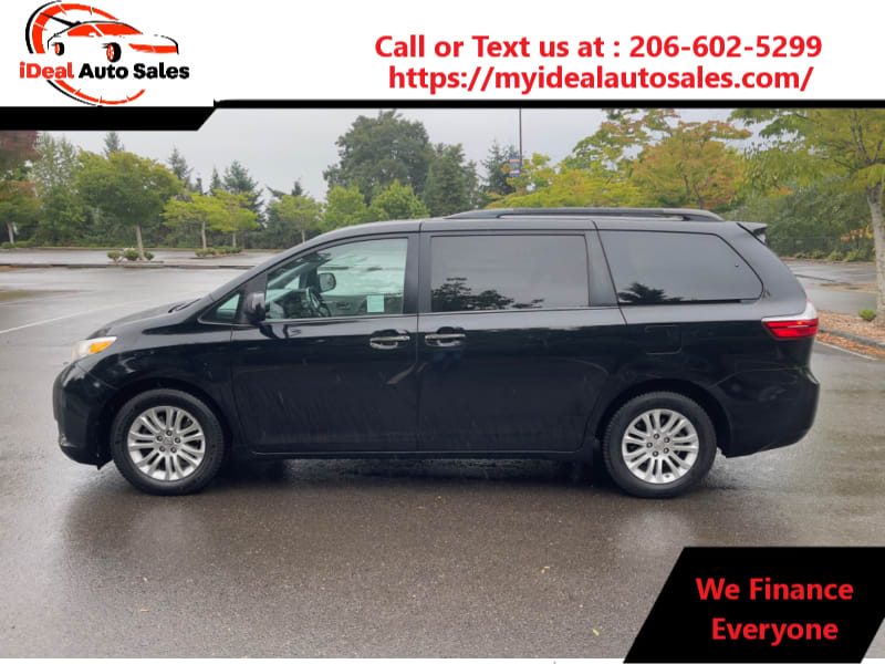 Toyota Sienna 2015 price $16,799