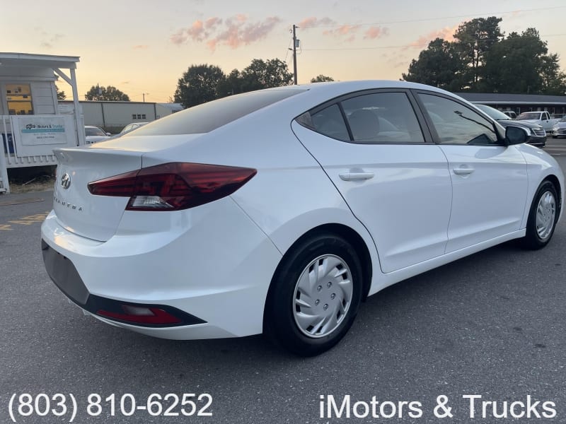 HYUNDAI ELANTRA 2019 price $9,800