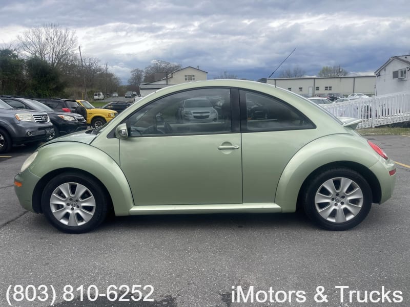 Volkswagen New Beetle 2009 price $4,800