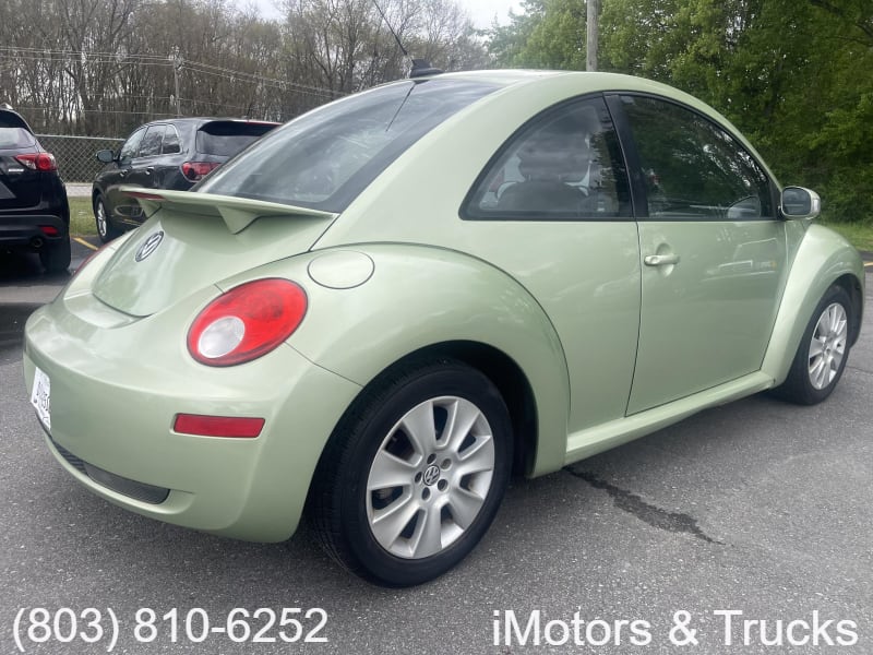 Volkswagen New Beetle 2009 price $4,800
