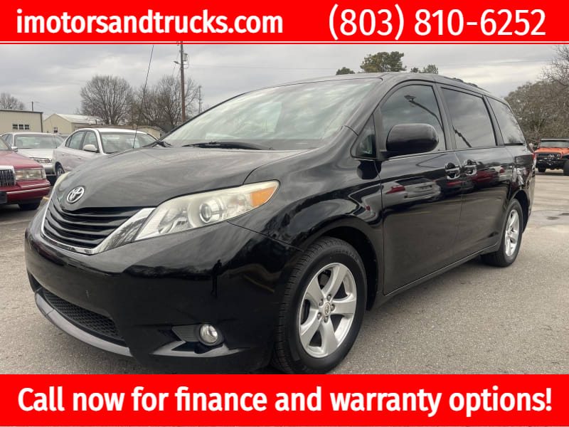 TOYOTA SIENNA 2012 price $7,700